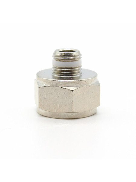 Фитинг S2520 1/8-3/8. Футорка Camozzi
